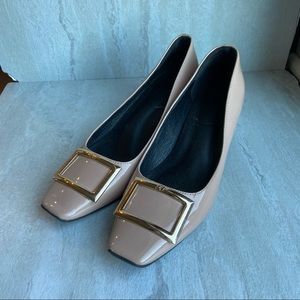 Roger Vivier Trompette Patent Leather Nude Pumps